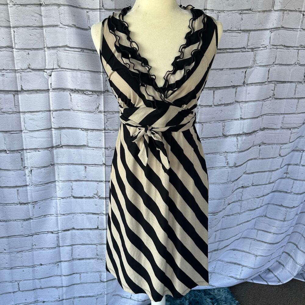 Preowned Black Tan Striped Maternity Dress Ruffled V Neck Small Oh Baby